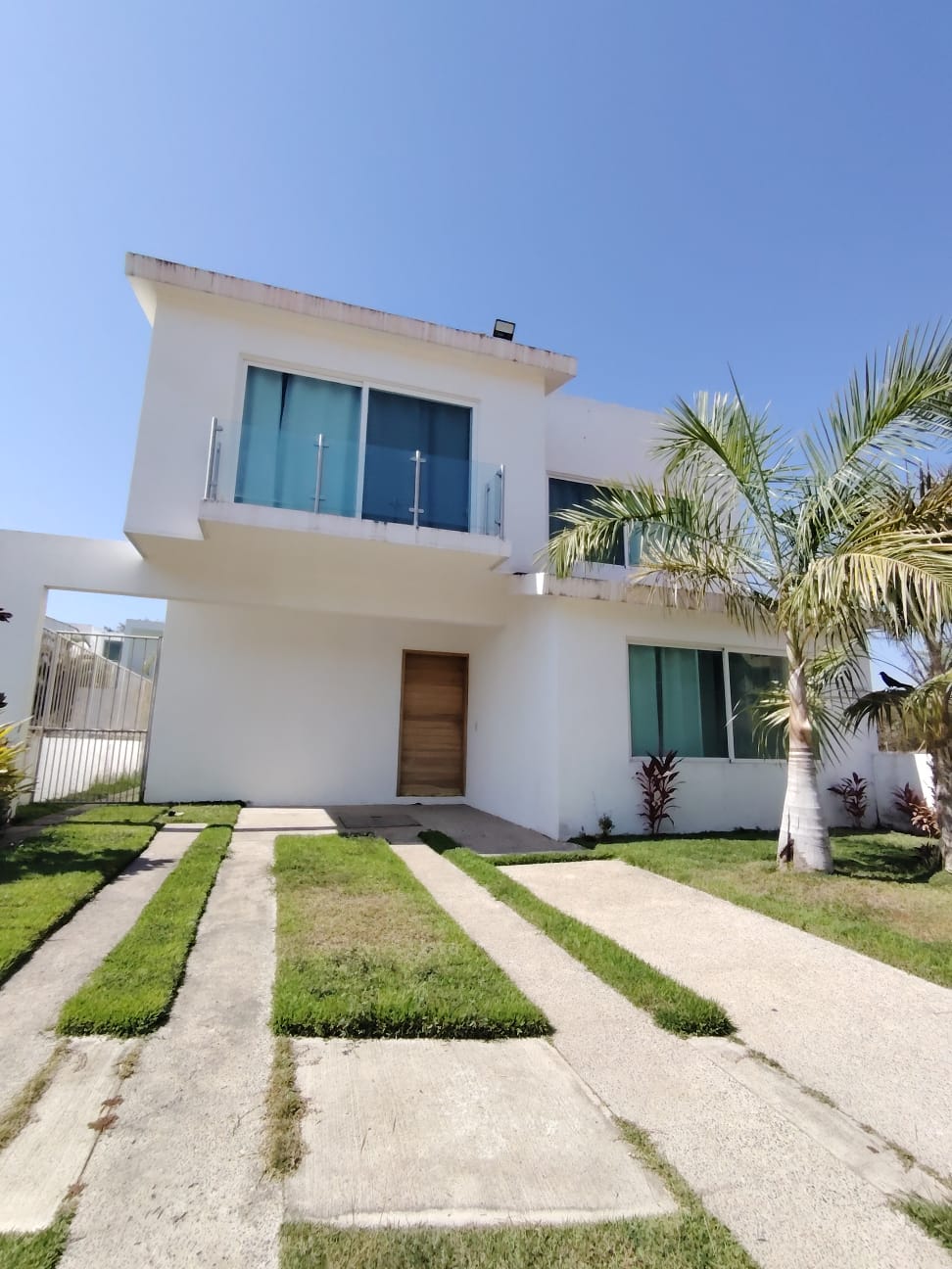 Imagen de 𝐇𝐞𝐫𝐦𝐨𝐬𝐚 𝐂𝐚𝐬𝐚 𝐞𝐧 𝐑𝐞𝐧𝐭𝐚 | 𝐑𝐄𝐀𝐋 𝐅𝐋𝐀𝐌𝐈𝐍𝐆𝐎𝐒 𝐑𝐄𝐒𝐈𝐃𝐄𝐍𝐂𝐈𝐀𝐋